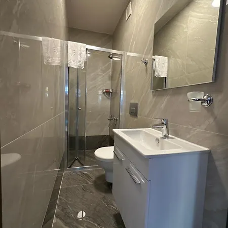 Terrace Bed & Breakfast 4*
