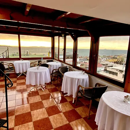 Terrace 4* Istanbul