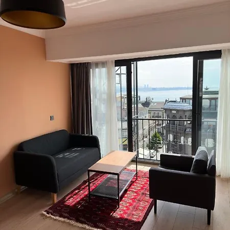 Oda ve Kahvaltı Terrace 4*