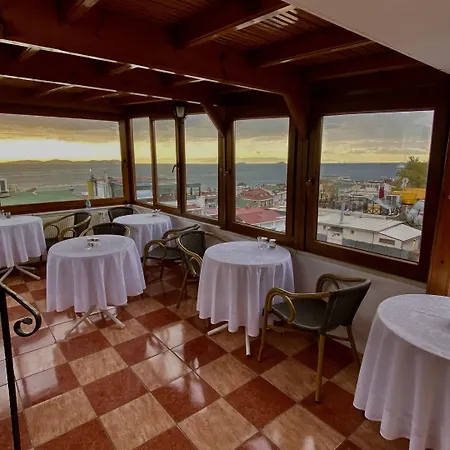 Oda ve Kahvaltı Terrace